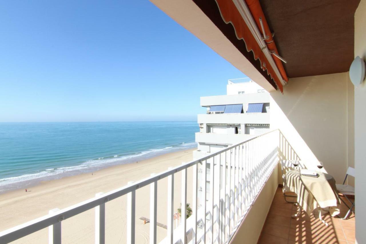 Apartamento Playa Victoria Cádiz Exterior foto